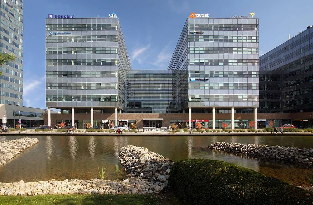 RENOMIA EUROPEAN PARTNERS